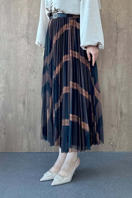 Modern Patterned Pleated Skirt Black