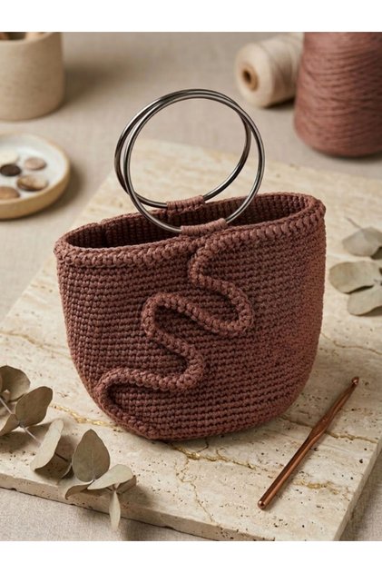 Metal Ring Strappy Hand Knitted Macramé Clutch Bag - Brick Color