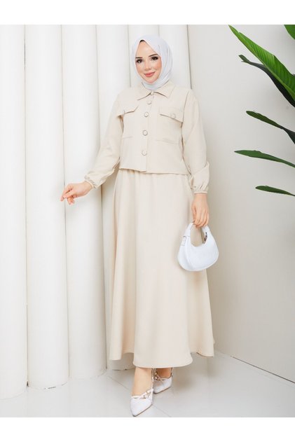 Asel Dual Pocket and Double Cover Button Detail Skirt Suit