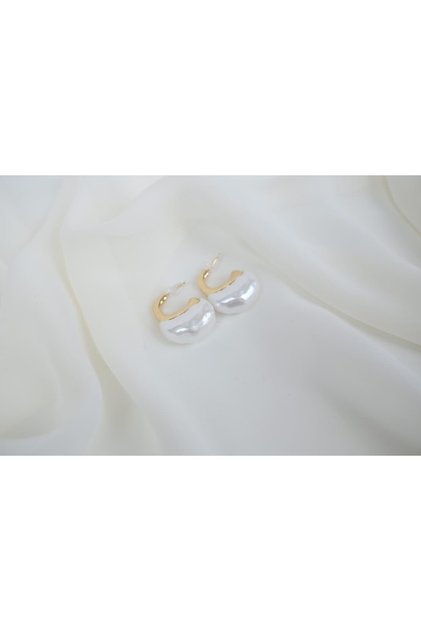 Bkp103 Baroque Pearl Looking Earrings (Length 25 mm)