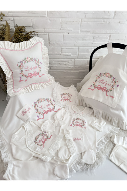 Dantelli nakışlı kız bebek tam set