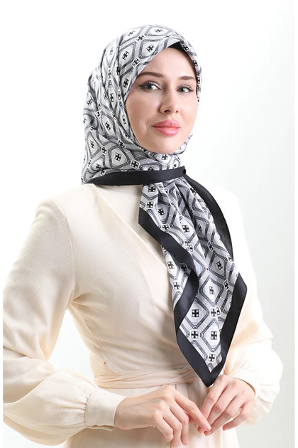 Karaca geometric patterned rayon scarf 82021-04 black white