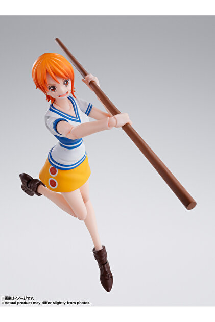 BANDAI TAMASHII NATIONS - One Piece - Nami -Romance Dawn- S.H.