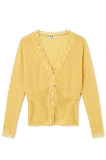 Cardigan with Lace Details on the Collar and Sleeves - Yellow