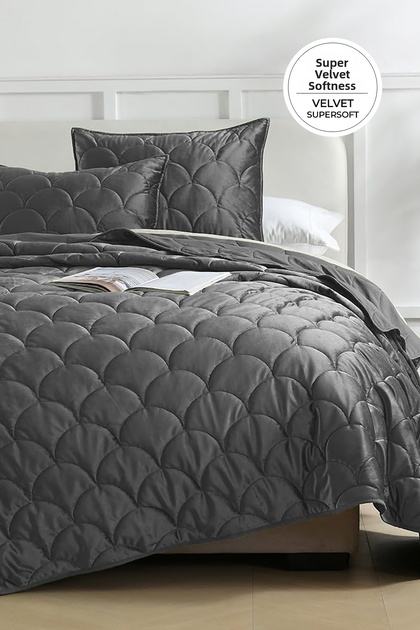 Shane Velvet Bedspread Set Double 3 Piece Quilted Supersoft Soft Fiber-Filled