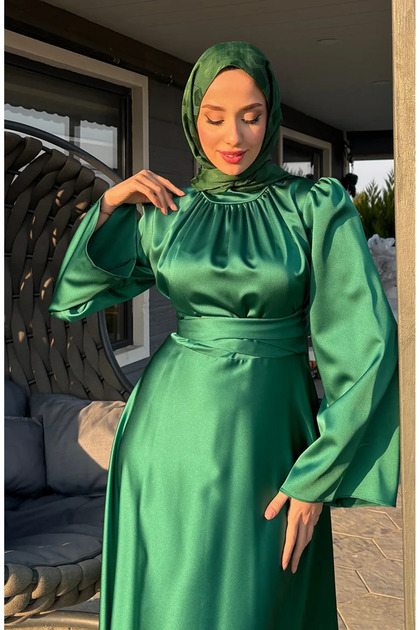 sefamerve Zara Satin Evening Dress with Gathered Front 5514-02 Emerald Green- Trendyol sefamerve Zara Satin Evening Dress with Gathered Front 5514-02 Emerald Green- Trendyol