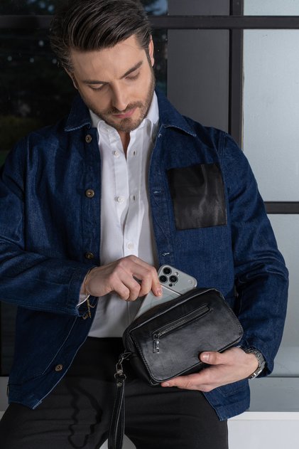 Premium Leather Men's Handbag (Clutch)