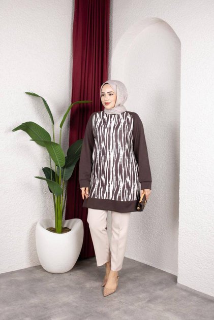 Crew Neck Knitted Fabric Tunic with Side Zippers and Slits and Printed Front