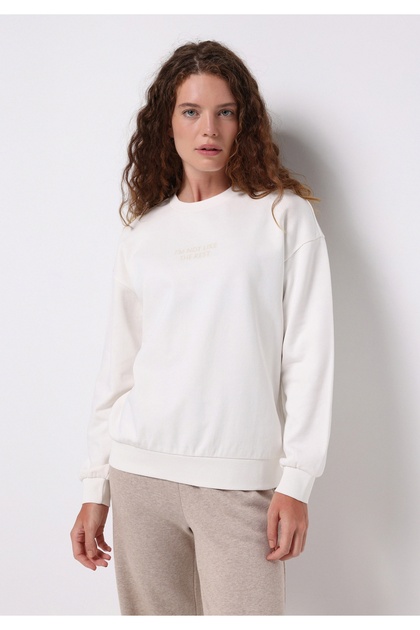 Regular Fit Round Neck Printed Women's White Sweatshirt