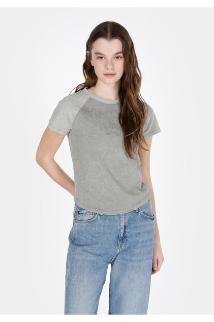 Slim Fit Round Neck Embroidered Women's Green Short Sleeve T-Shirt
