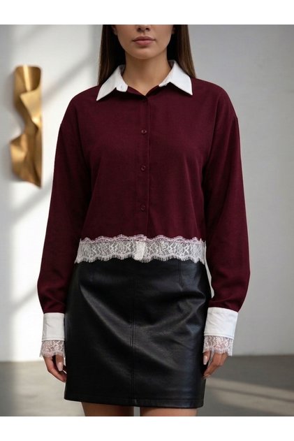 Elegant Women’s Shirt with Lace Detail – Modern Chic Design
