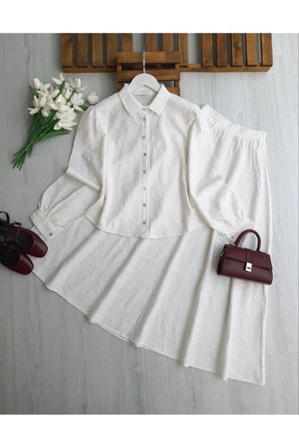 Women's Chirpy Colorful Self-Embroidered Jacquard Strawberry Fabric Skirt Shirt Two-Piece Set
