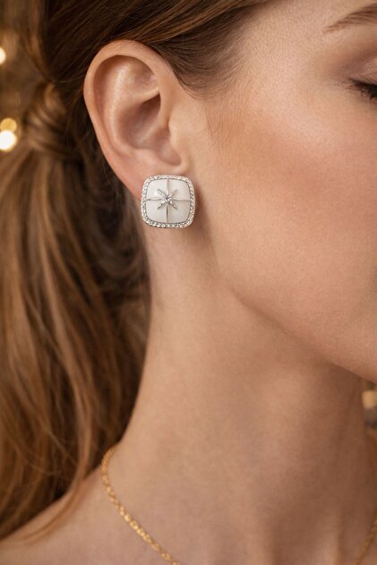 Hei Zircon Stone Star Detailed Square Earrings – Silver Sparkling Luxurious Design