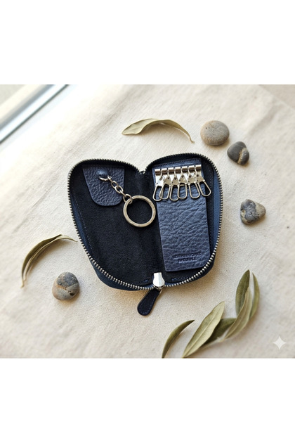 100% Genuine Leather Zippered Hook Keychain Wallet