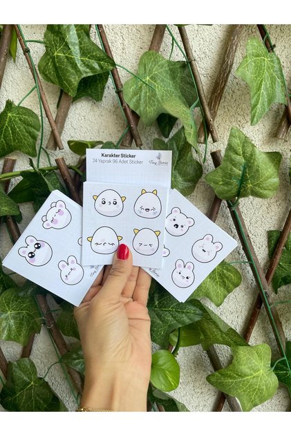 Cute Character Sticker Set - 24 Sheets 96 Pieces/Agenda, Diary, Bullet Journal, Scrapbook