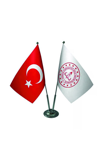 Millî Eğitim Bakanlığı Masa Bayrağı ve Türk Bayrağı saten kumaş çiftli set