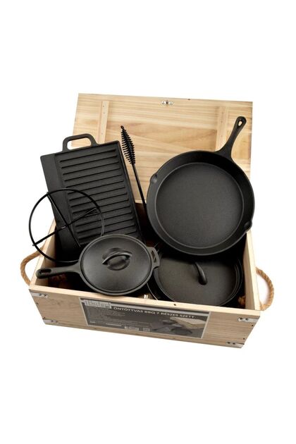 Set Gratar BBQ 7 piese, din fonta, cutie de lemn