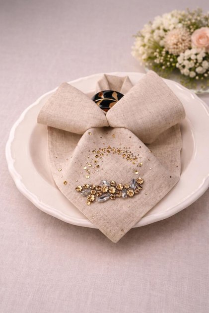 Gold Crown Patterned Stone Embroidered Beige 6-Piece Linen Napkin Set – 34X34 cm