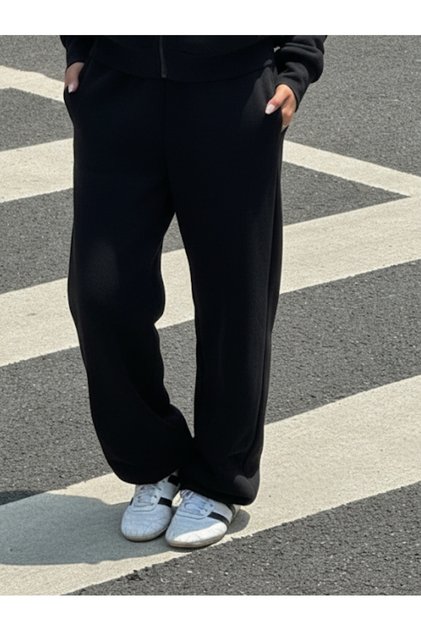 Women's Black Sweatpants Wide Leg Oversize Jogger Pants High Waist Comfortable Fit Casual Sports Bottoms