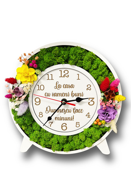 Ceas handmade cu licheni și flori uscate, lemn alb 25 cm, cadou casă