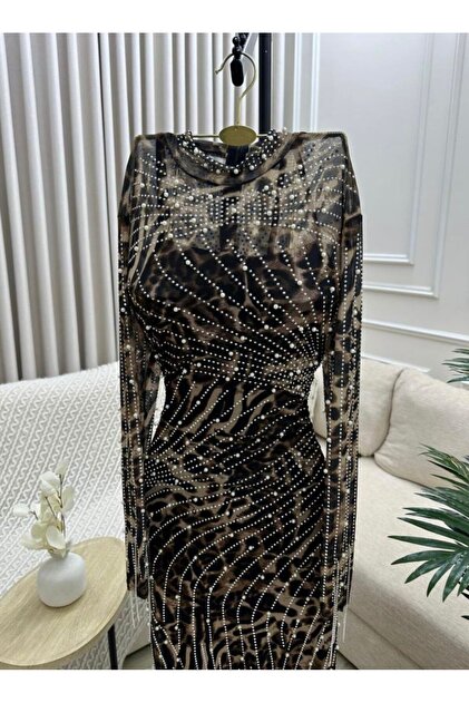 Pyramid masterpieces Elegant Leopard Print Dress- Trendyol