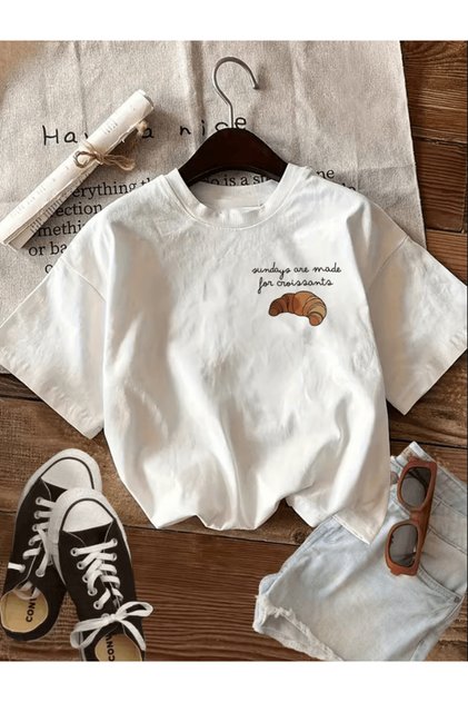 تي شيرت ميني بتصميم الكرواسون والقهوة مطبوع بتصميم فاخر ومقاس كبير