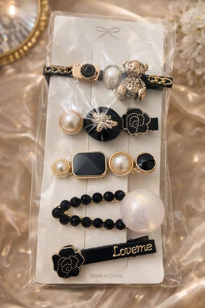 Hei Luxury Teddy & Pearl Black Gold Buckle Set