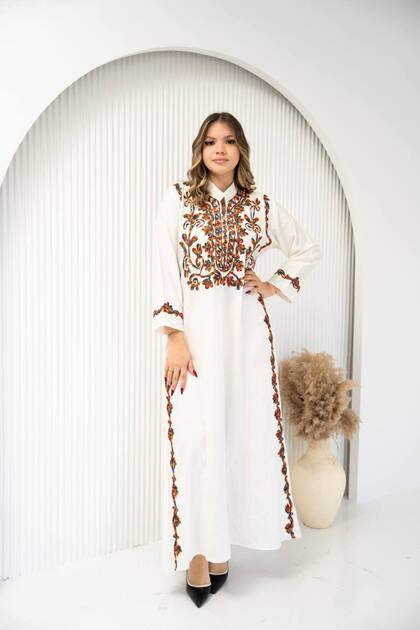 جلابية كتان Linen بتصميم كلاسيكي فاخر