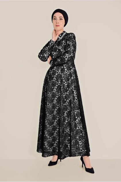 YAKASI BONCUK İŞLEMELİ DANTEL ELBİSE 40630