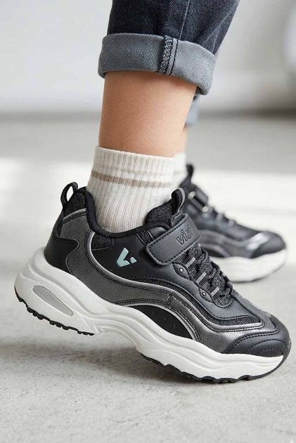Girls' Thick-Soled Sports Shoes - Velcro Sneakers with Sparkling Details