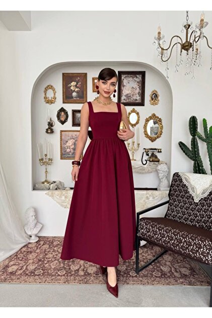 square neck burgundy dress Cher | Burgundy Satin Square-Neck Maxi Dress With Embellished-Detailed Open-Back