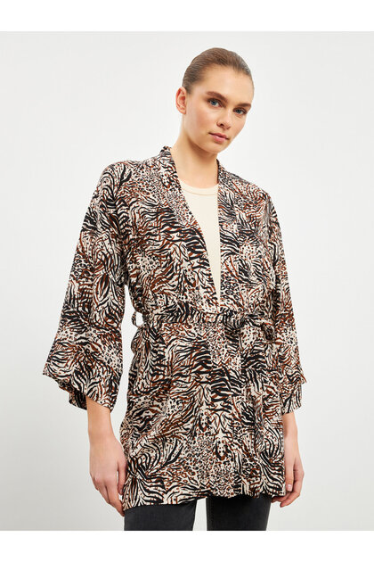 Kimono de damă supradimensionat, floral, cu guler șal