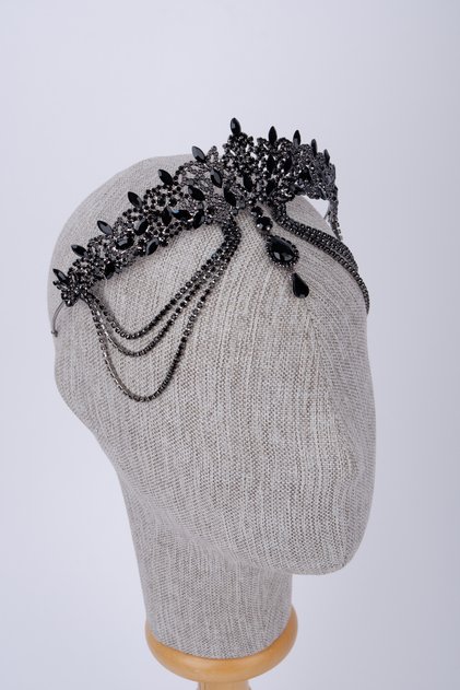 Crystal Stone Front Chain Elegans Model Henna Night and Engagement Crown Accessory