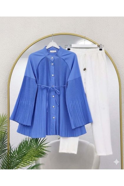 Women's Pleated Shirt - Blue