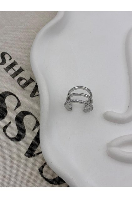 Silver Colored 3 Row Multi-Look Zircon Stone Cartilage Earring Earcuff