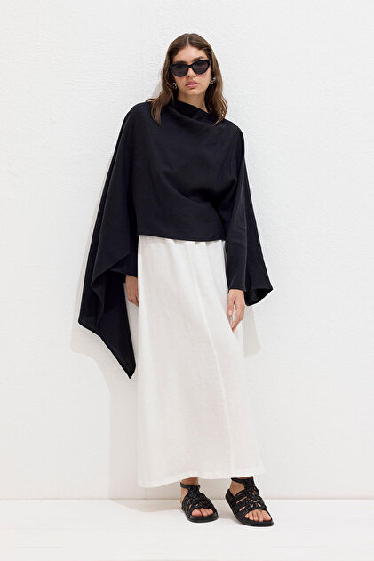 【美品】akiki cape blouse black × white 完売品 Lowe Cape Shirt - White