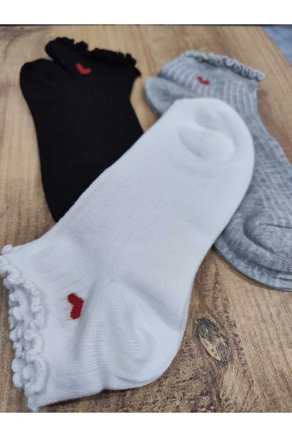 Women's ruffled short socks with heart design, 3 pairs cotton