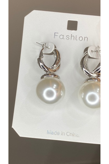 SELUVA Women's Large Vintage Pearl Earrings | Retro Design with Hanging  Balls and Beads, Stylish Evening Dress for Daily Use- Trendyol