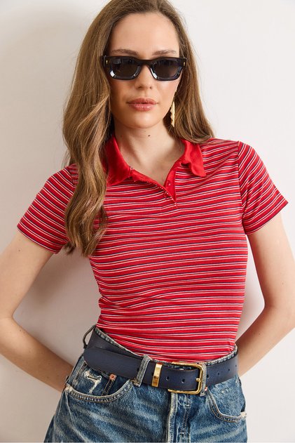 Women's Red Polo Collar Striped Crop T-Shirt Tsh-19000974