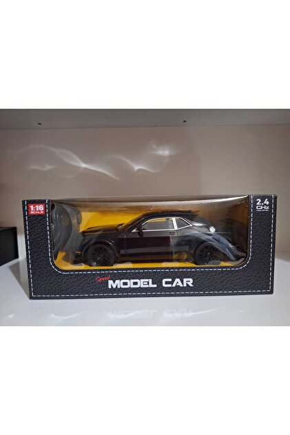 C-Challenger 黒 ラジコンカー Aksoy Toys Uzaktan Kumandalı Işıklı Dodge Challenger Siyah 1:16