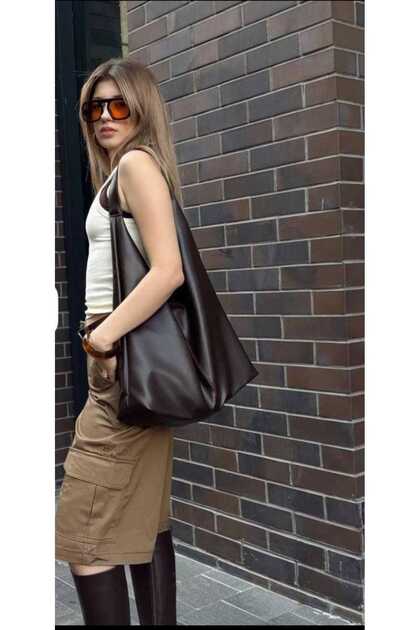 Women's Large Size Casual Shoulder and Handbag University Bag Brown Suitable for Laptop and Books (Width 47 cm Height 63 cm)