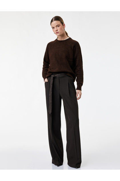 Wide Leg Pants with Pockets and Belt Detail Palazzo Pants