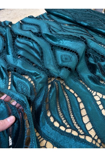 Emerald Green Wave Patterned Velvet Textured Tulle - 135 cm Wide - Stylish Fabric for Evening Dresses and Gowns