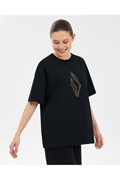Skechers W Oversize Fit Graphic T-Shirt Kadın Siyah Tshirt