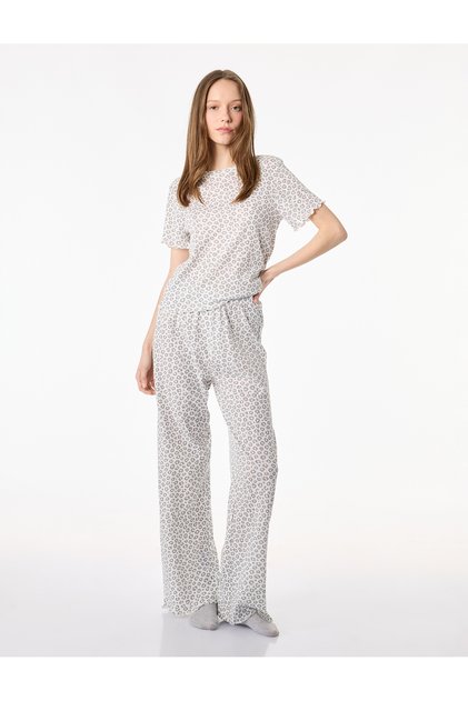 Cotton Short Sleeve Crew Neck Leopard Patterned Pajama Set