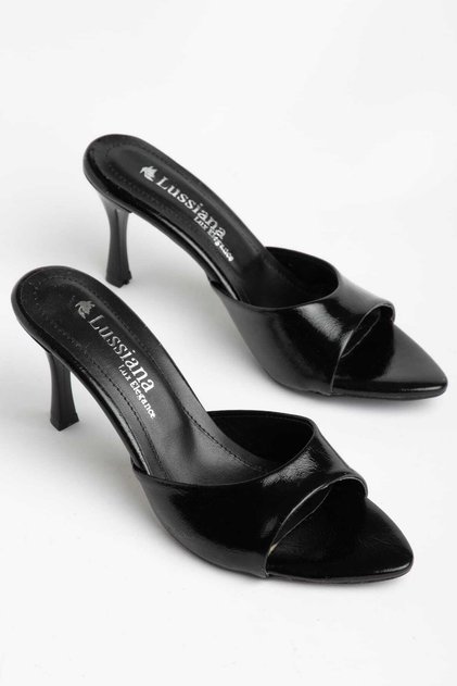 Ultra Comfortable Women's Black Heeled Pointed Slippers Sandals