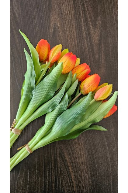 Yapay Çiçek Islak Lale Turuncu 30 Cm. Islak Dokulu Turuncu Lale 7 Dallı. ( 4 Çiçek 3 Tomurcuk)