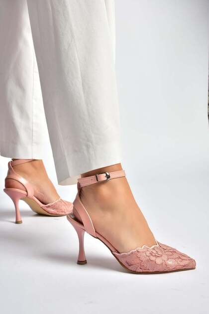 Fox Shoes Y752044206 Pudra Dantelli İnce Topuklu Kadın Ayakkabı