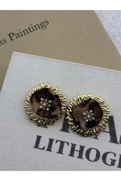 Leopar Tül ve İnci Detaylı Özel Seri Gold Renk Küpe