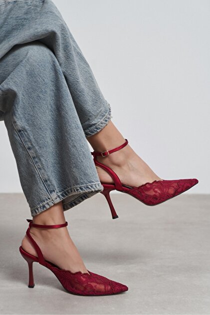 NİŞANTAŞI SHOES Aveny Bordo Dantel Nakış Detay Bilek Bağlı İnce